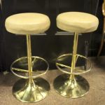 911 8524 BAR STOOLS